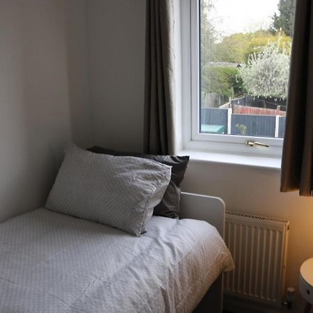 Willa Charming 2 Bed House - Family Friendly Nottingham Zewnętrze zdjęcie